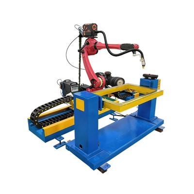 Ruiskuvalukoneen robottivarret parantavat tuottavuutta ja vähentävät tuotantokustannuksia.